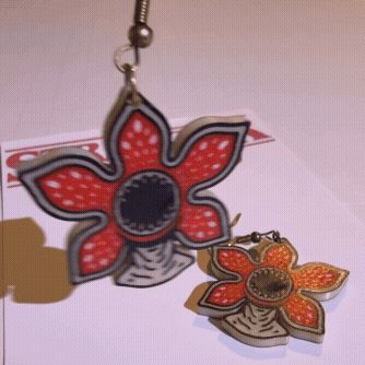Demogorgon Earring Stranger Things (double-sided)