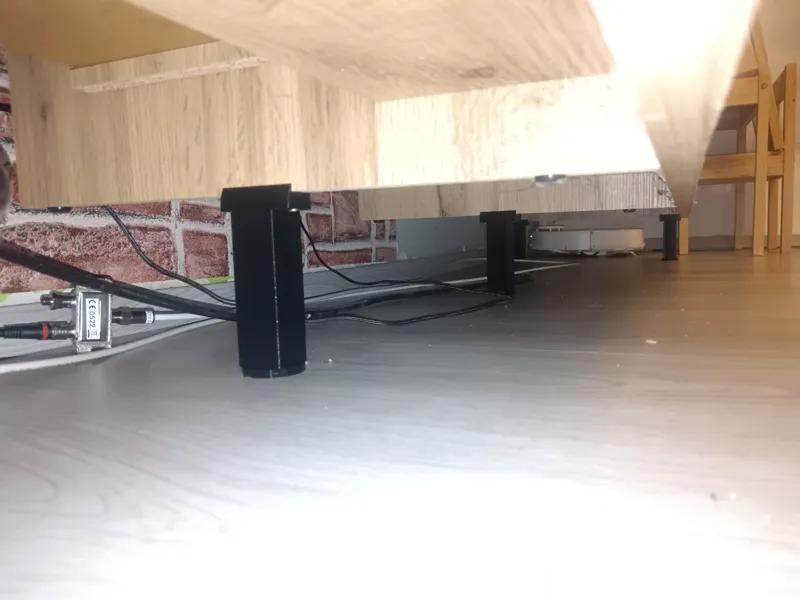 adjustable cabinet leg