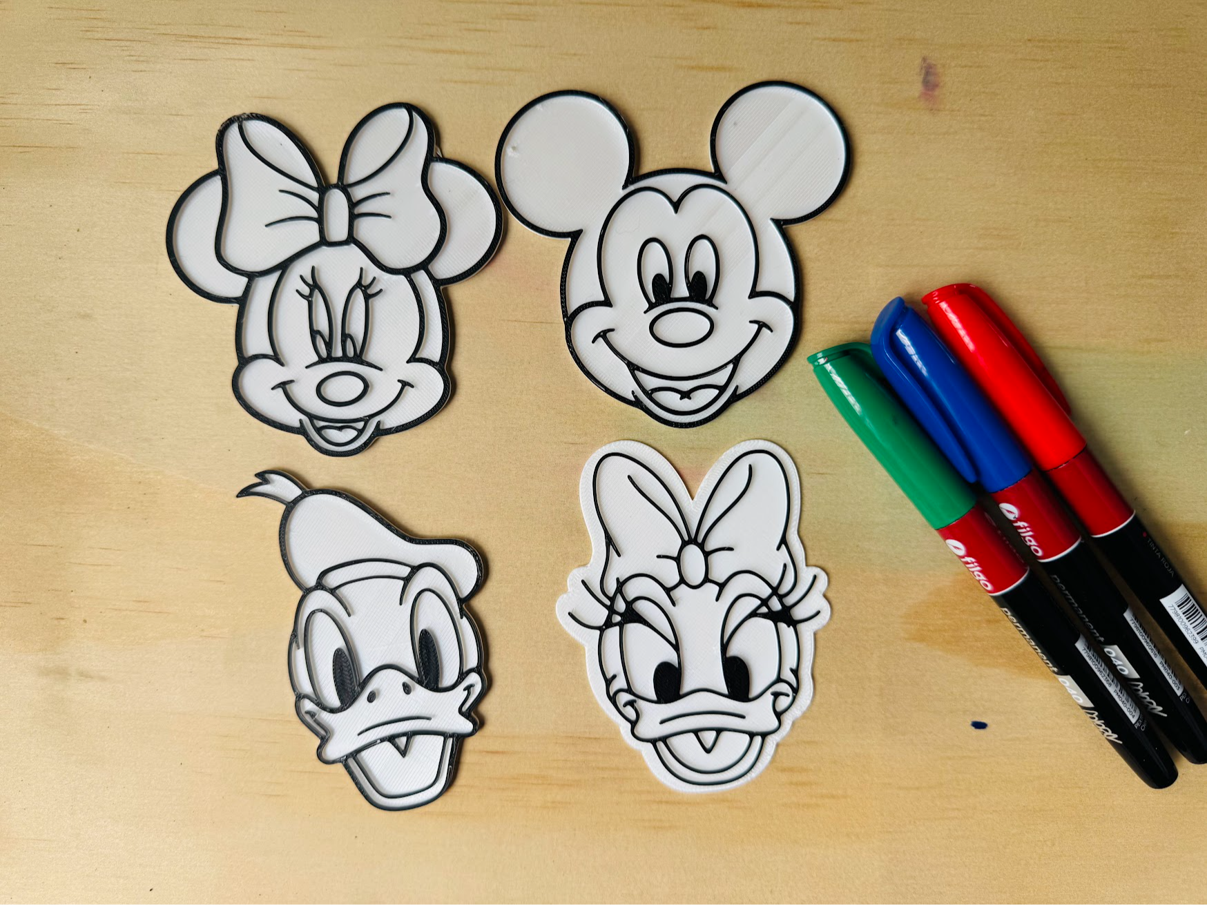 pack de manualidades para colorear disney mickey