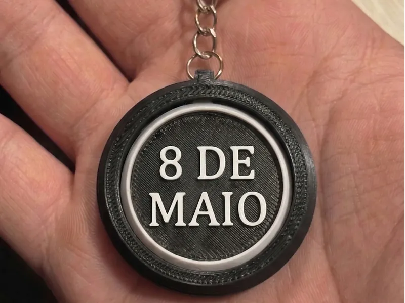 8 DE MAIO