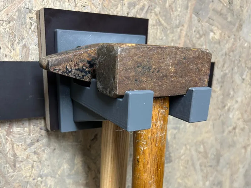 Fäustel Wandhalter / Engineer's Club Hammer 2-Slot