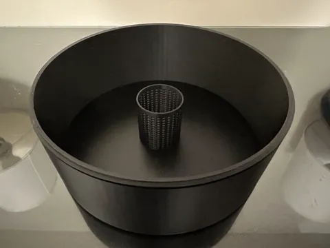 Filament Spool Dry Box (w/ desiccant holder) view 2