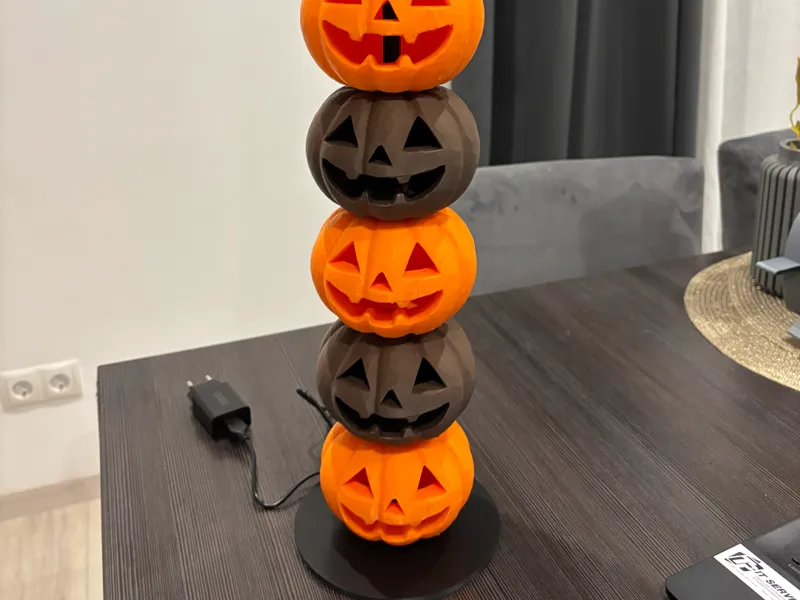 Halloween Kürbisturm 
