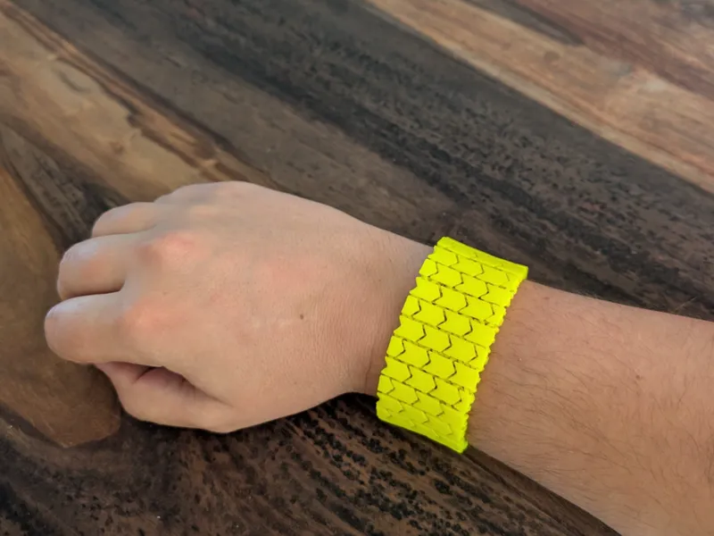 Chainmail Bracelett (fibrous connectors)