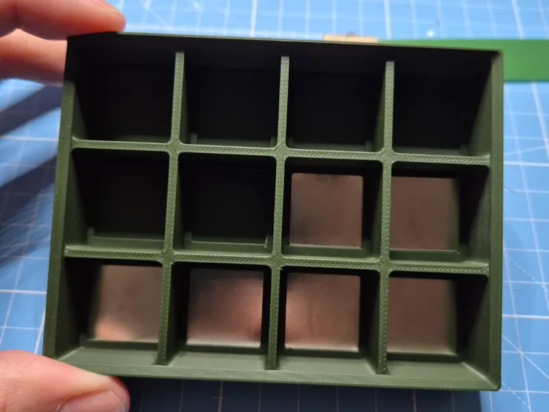 Magent Box für PC-Schrauben / Werkstatt Hilfe