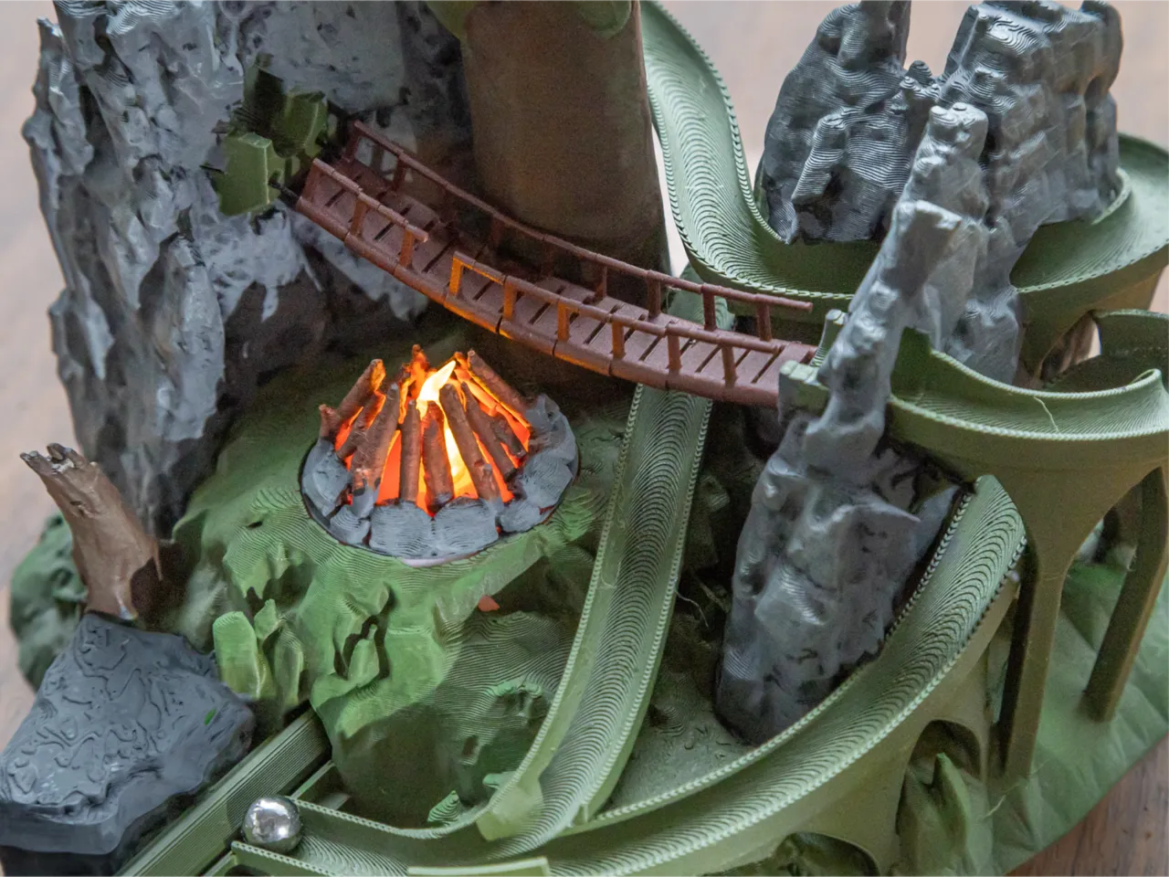 Forest Marble Run - Swinging Bridge & 360˚ Detail view 2
