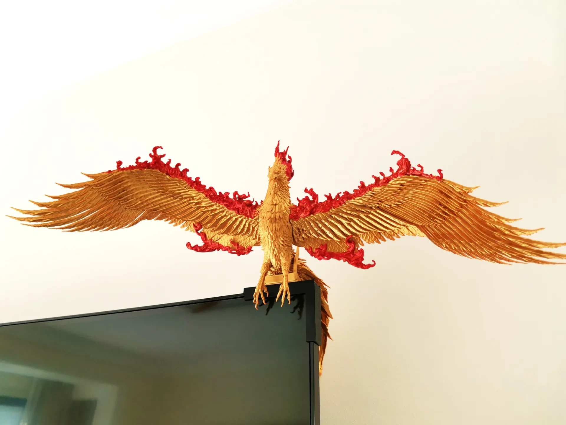 Miniatura 1 do modelo 3D 火凤凰摆件，电视机挂件，带支架（已切片）
