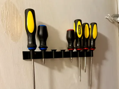 Screwdriver holder wall mount