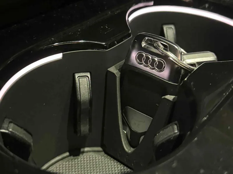 Audi A4 B9 Cup Holder Key Slot