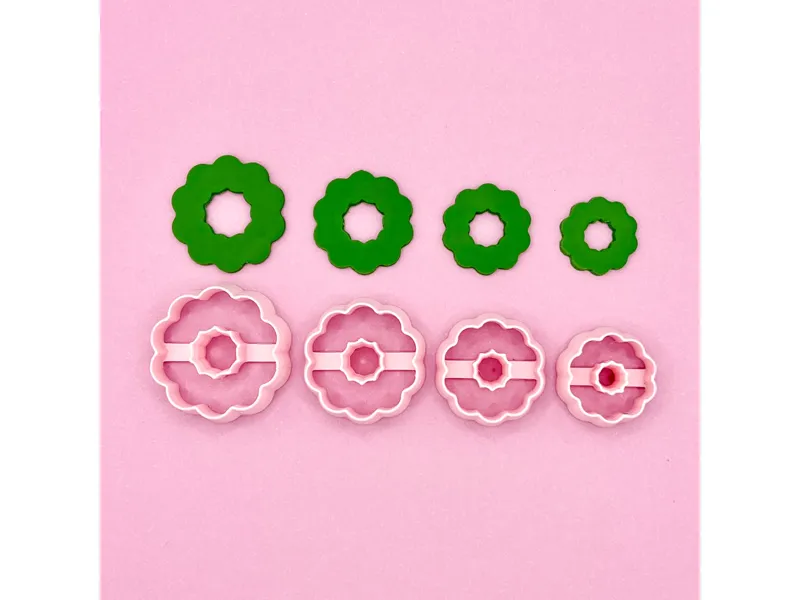 Christmas Wreath Clay Cutter