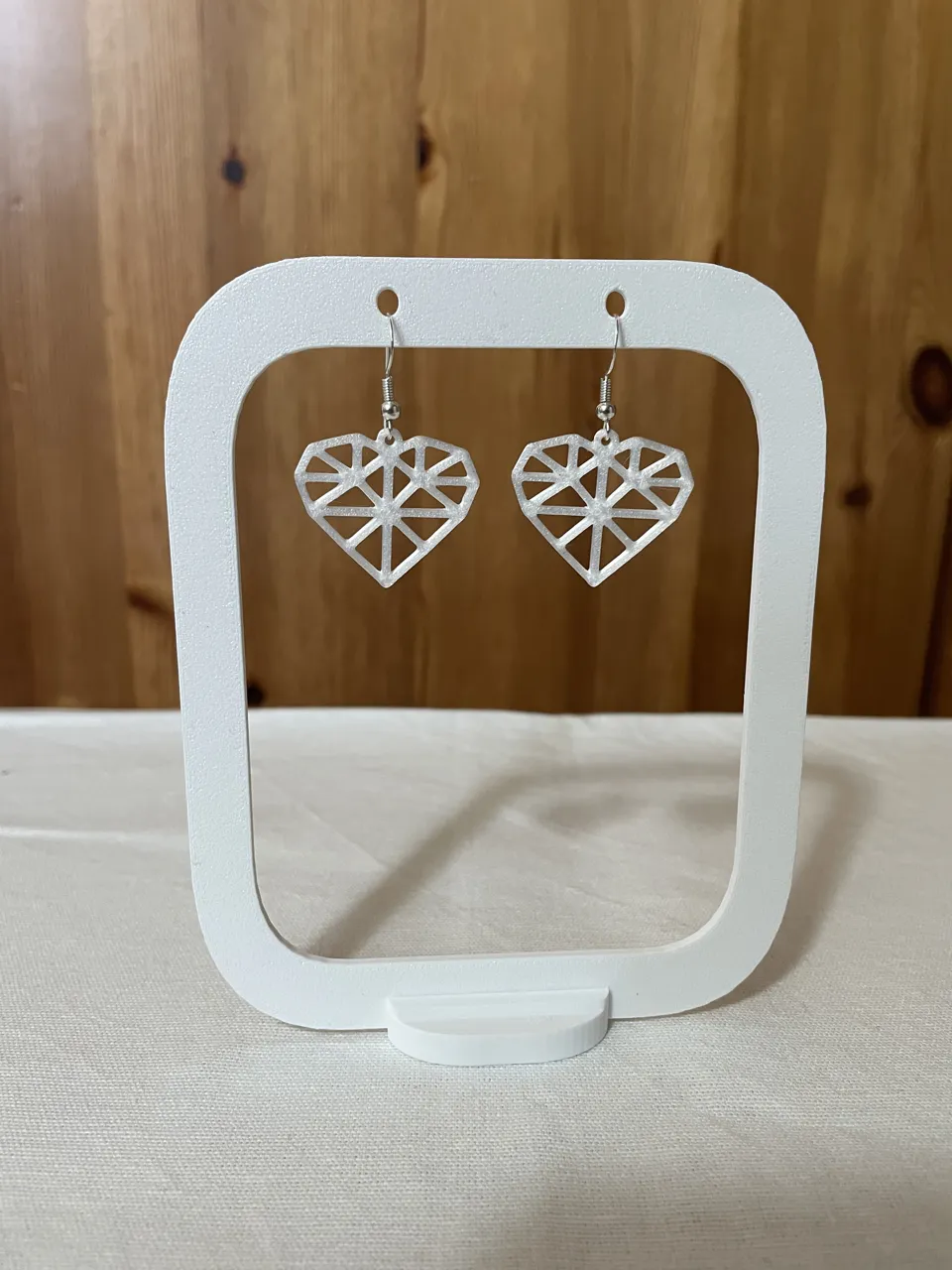 Orecchini Cuore Geometrico – Design Minimal view 3