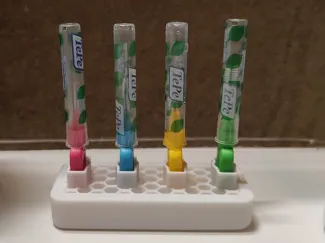 Tepe brushes holder