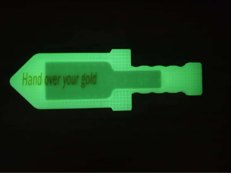 Hand over your gold-卡通剑金属探测仪