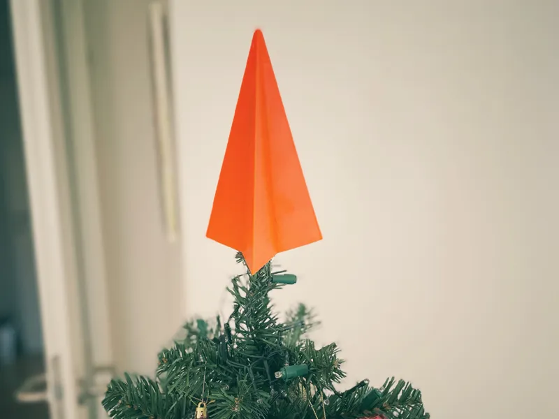Modern Paper Plane Christmas Tree Topper 38Gramm