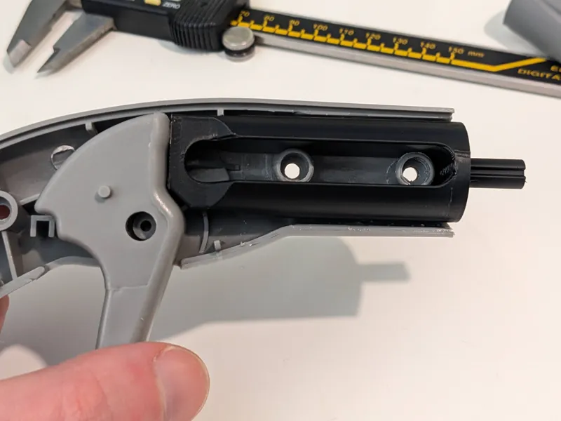 Spray mop internal component