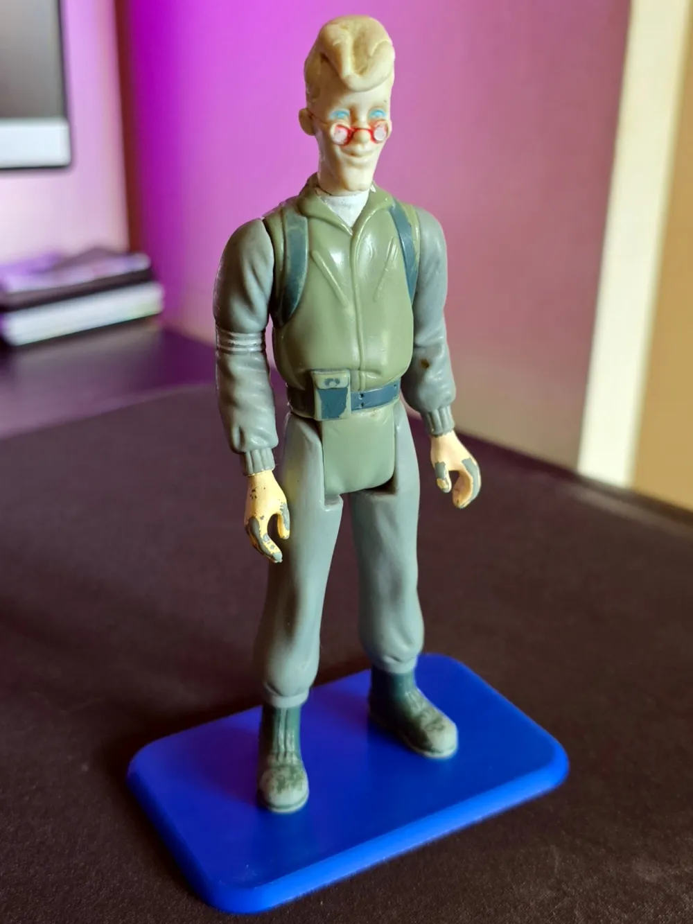 Ghostbusters Figure Base (1984 Columbia Pictures) by Ragnbeardman ...