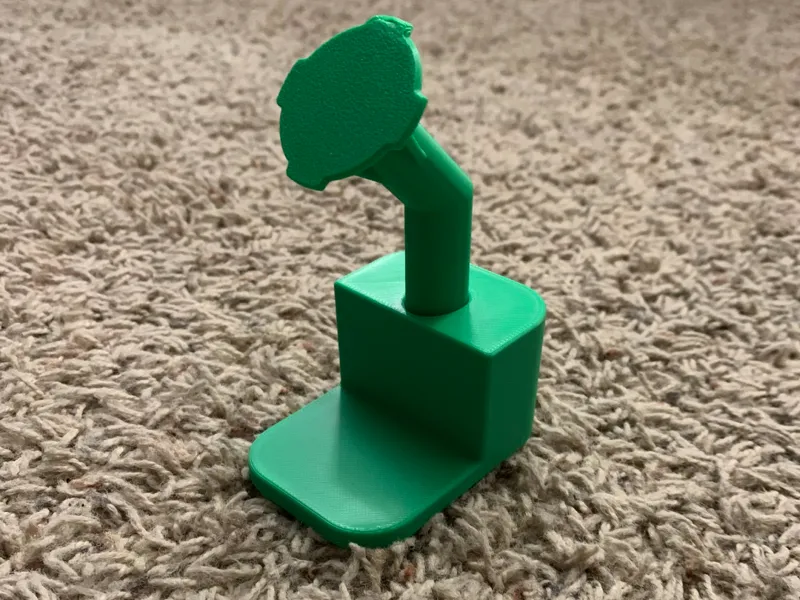 Simple QUAD LOCK compatible phone stand
