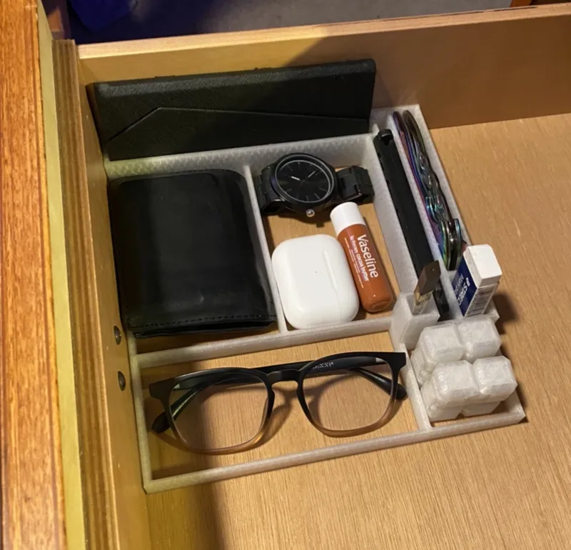 Minimalistic Drawer Organizer