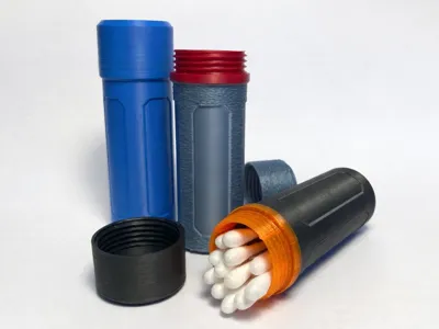 Travel container