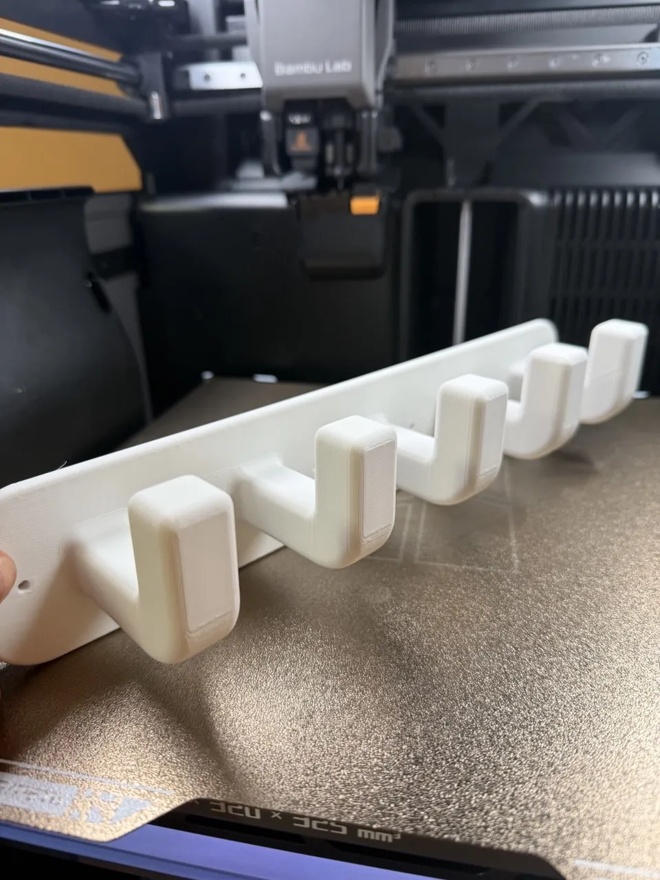 Coat rack with 5 hooks - Free 3D Print Model - MakerWorld