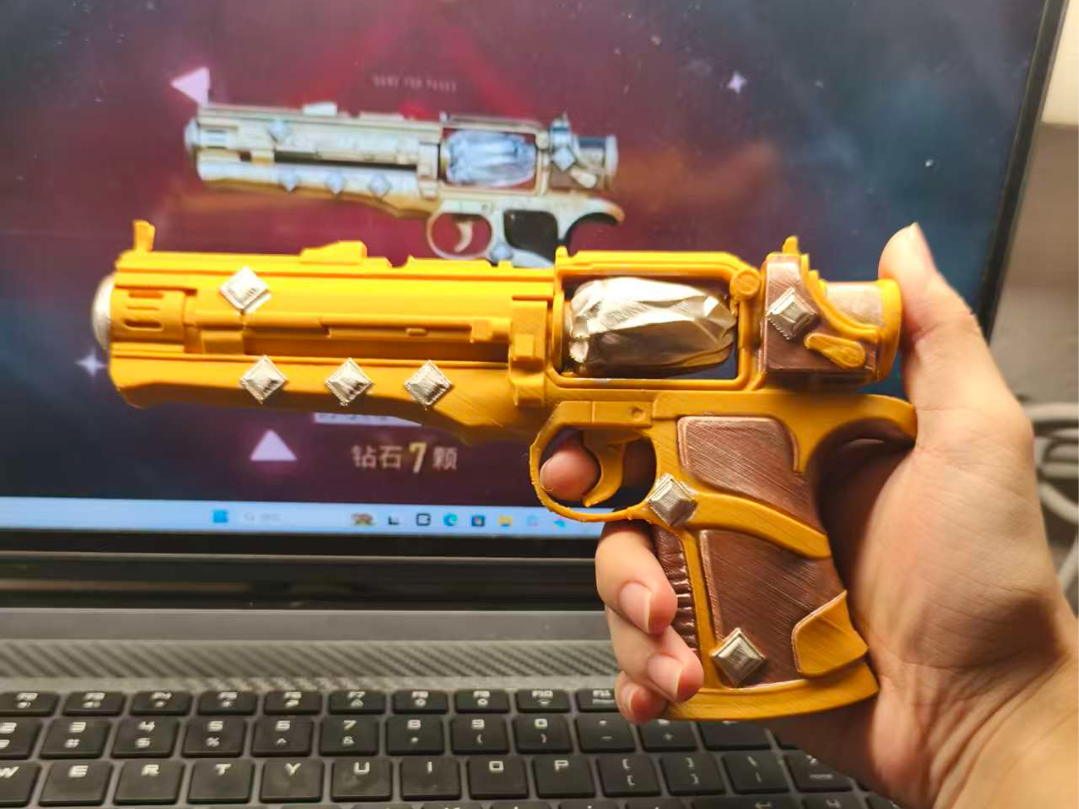 Miniatura 2 do modelo 3D 苏尔南暗潮手枪（游戏地铁逃生）1：1模型不可发射a1mini可打