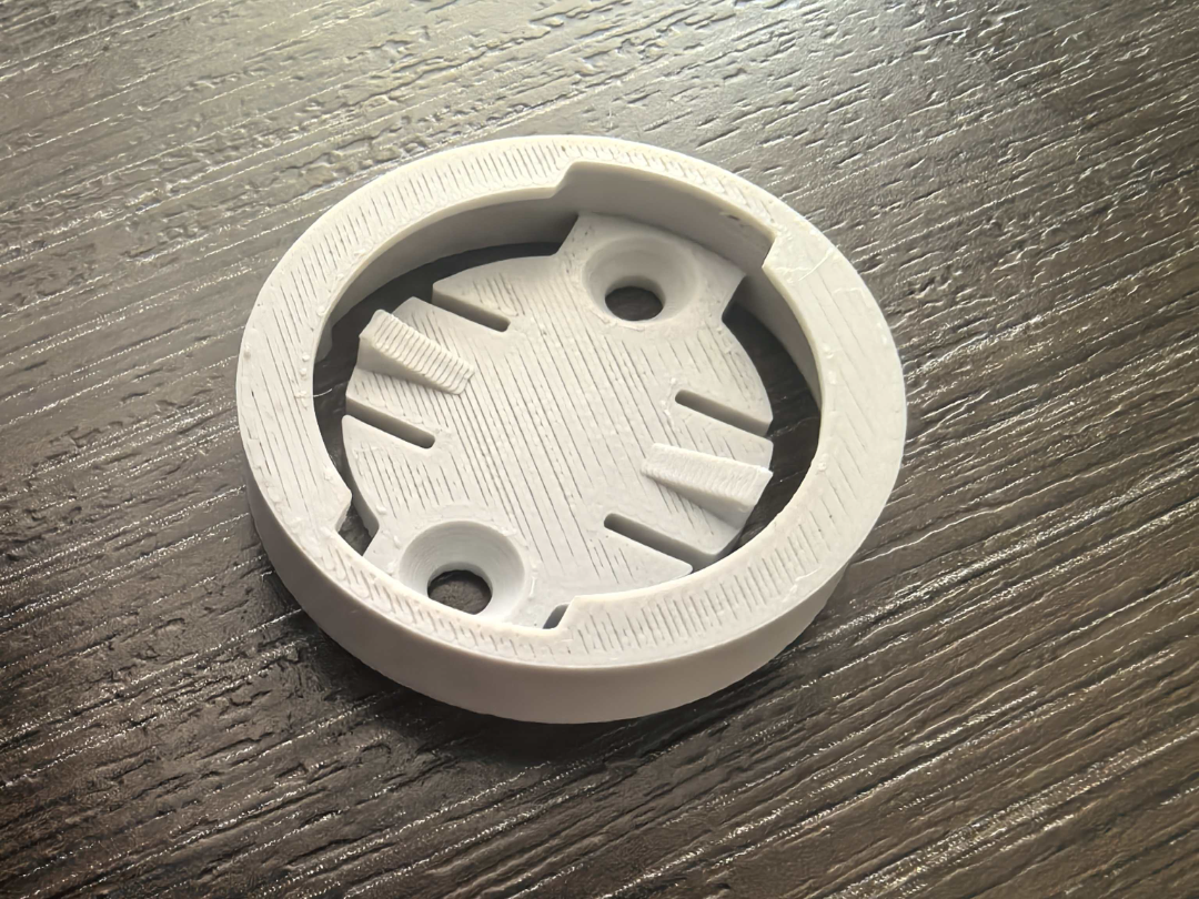 Thumbnail 1 of 3D model 佳明码表座