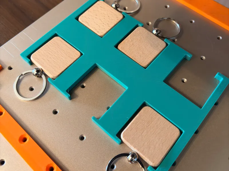 XTool F1/F2 Jig for Square Wooden Keychains(40 mm)