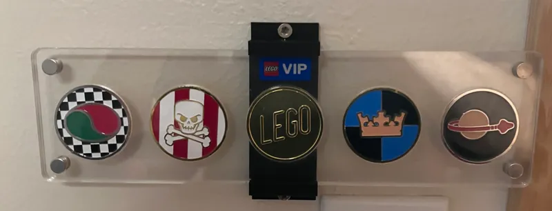 Brick VIP Coin Wallmount castle space city pirate