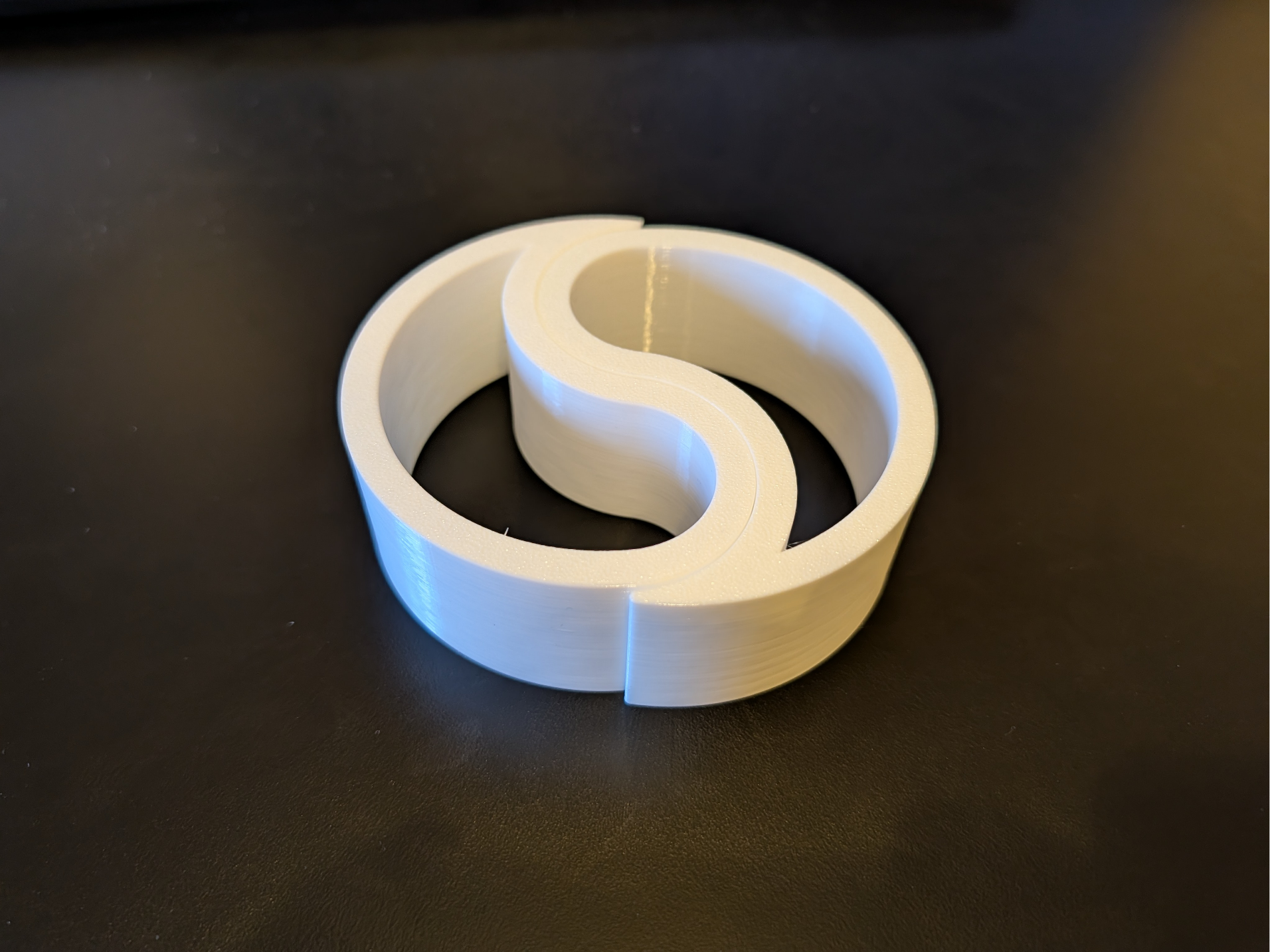 Yin yang Window / door stopper (printable in TPU)