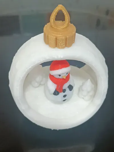 Christmas Bauble SnowMan view 3