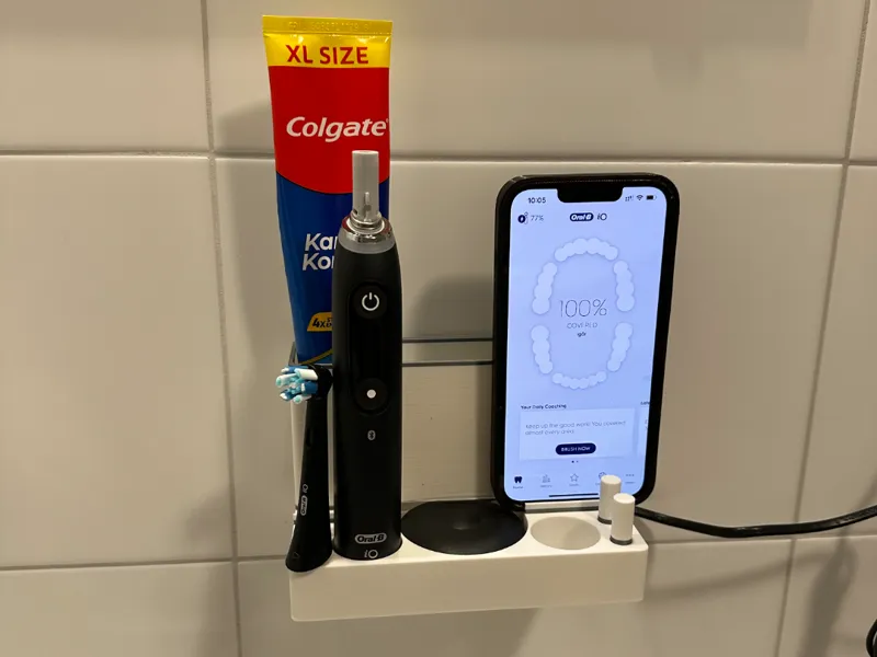 Oral-B iO 9 Wall Organizer