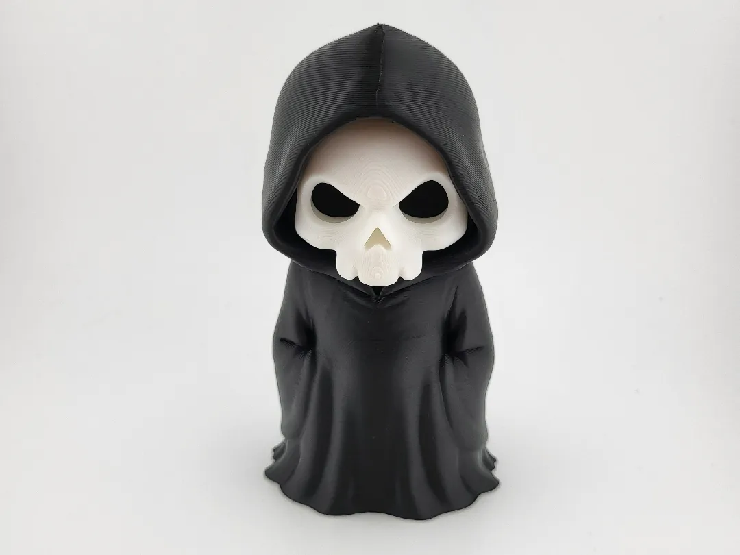 Urban Ghost Reaper 3D Printed Skull Toy in Black by Mad power MakerWorld: Download Free 3D Models - 3D model önizlemesi