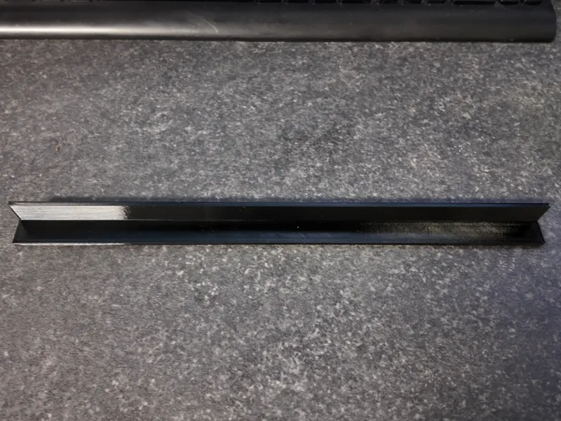 Winkel/ Blende 90 Grad 18x18x300x3 mm
