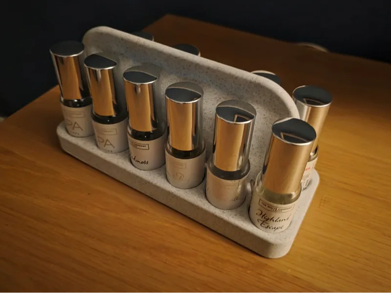 Everyday Essential Oil Holder
