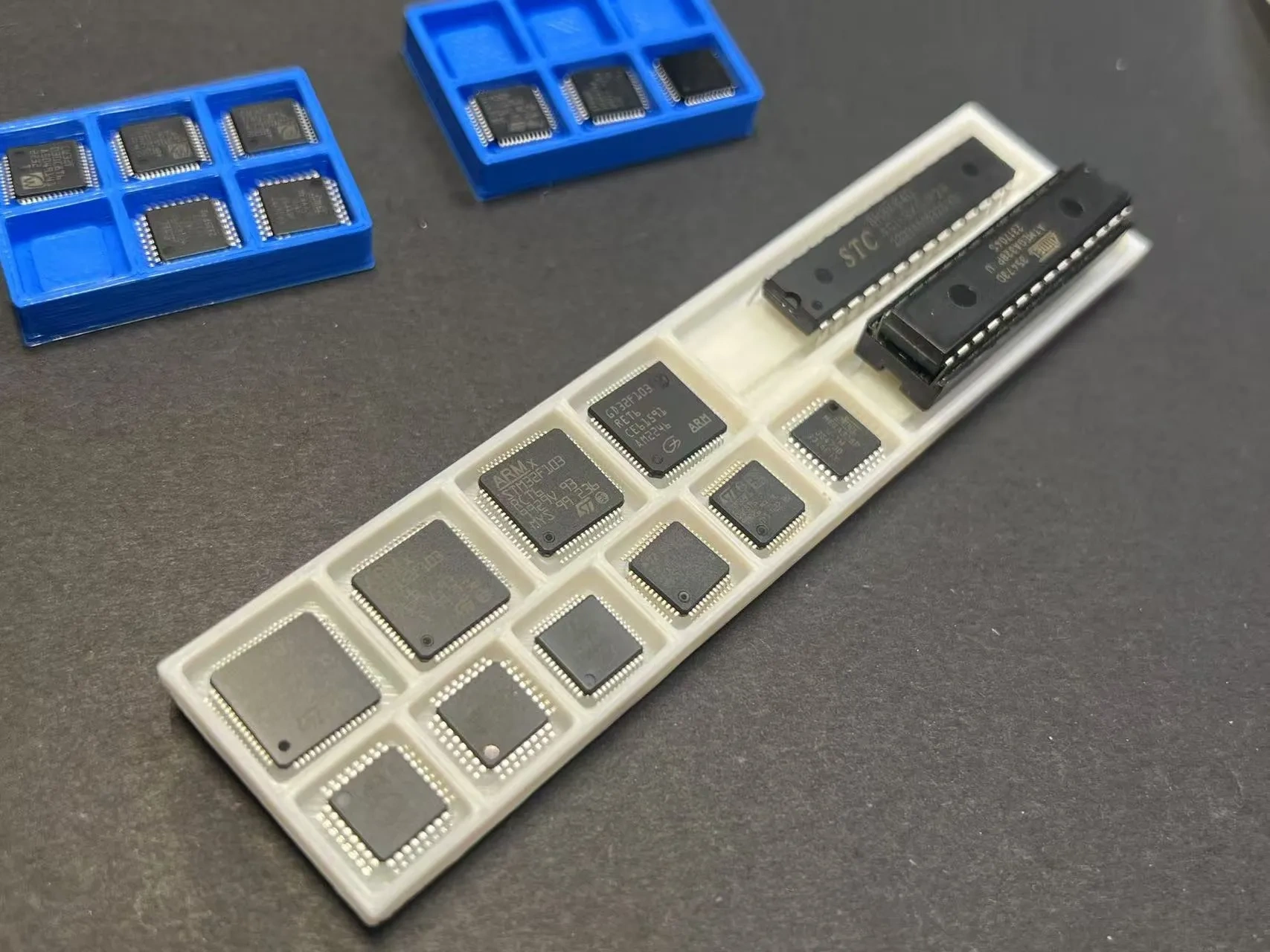 Miniatura 3 do modelo 3D 单片机/MCU 芯片收纳盒托盘