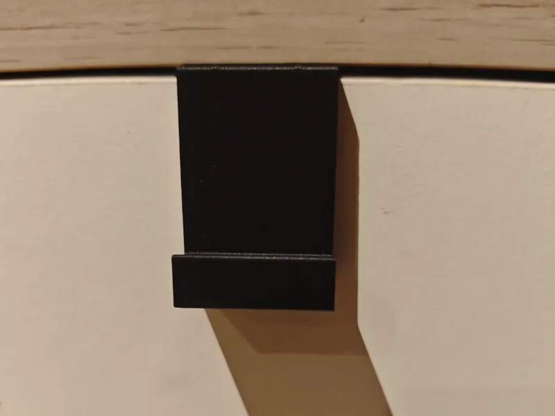 Poignée pour porte de placard type cube