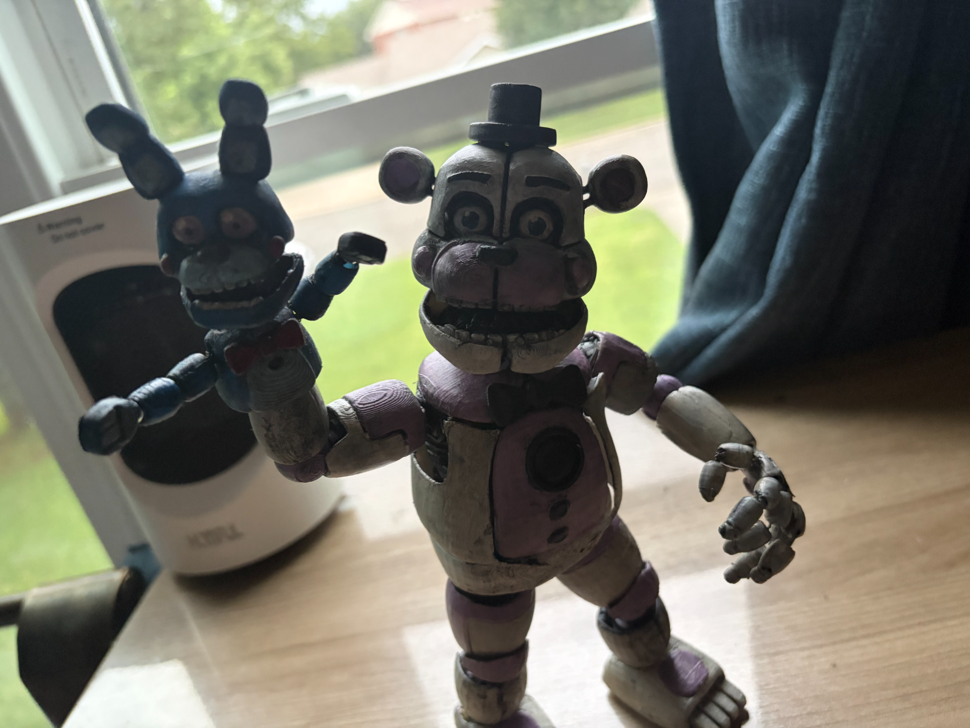 Funtime Freddy action figure - 1