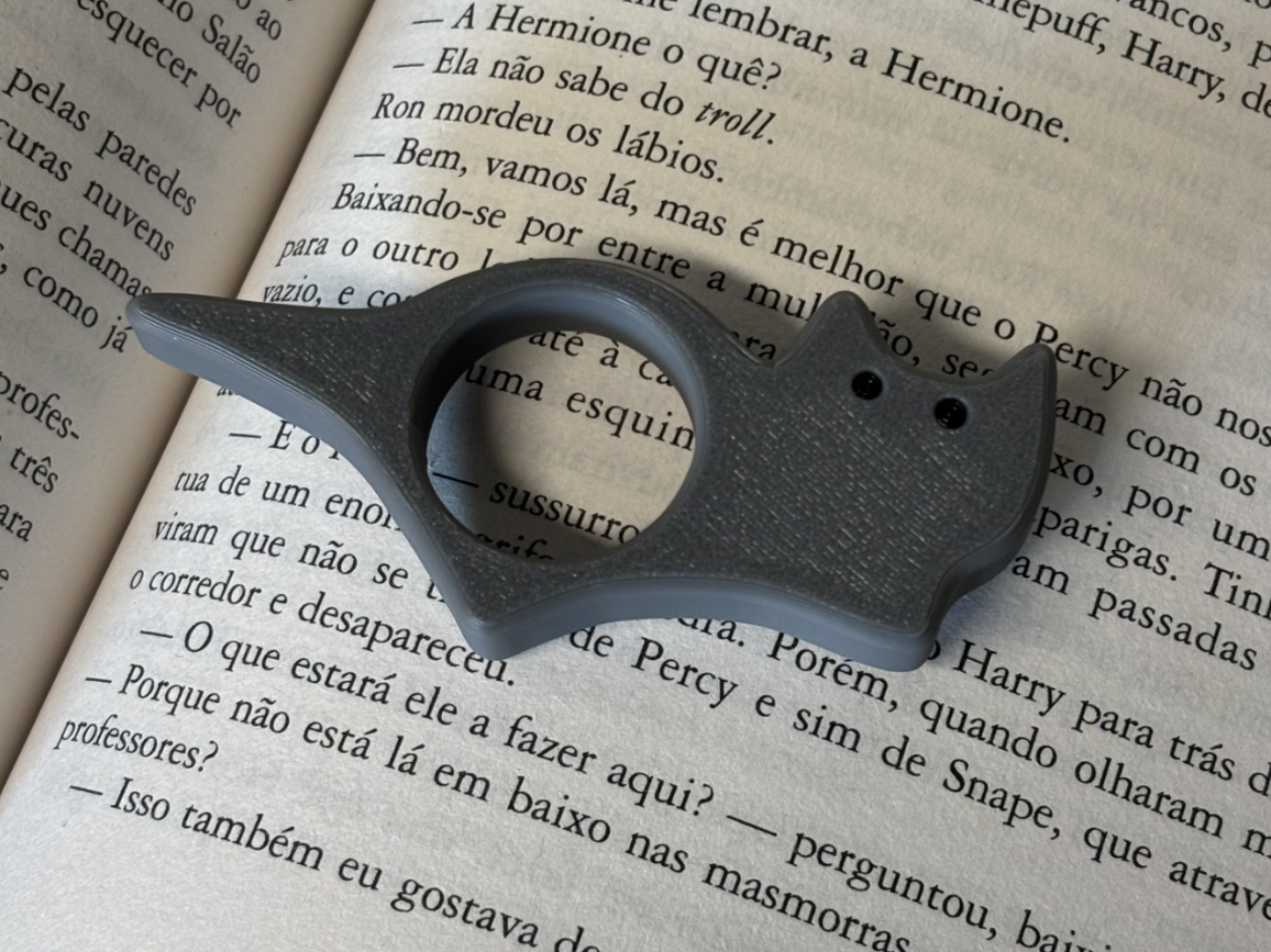 Cat Thumb Page Holder