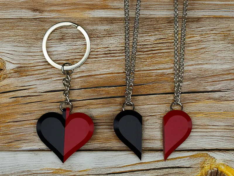 Magnetic Heart 2-in-1 – Keychain or Necklace