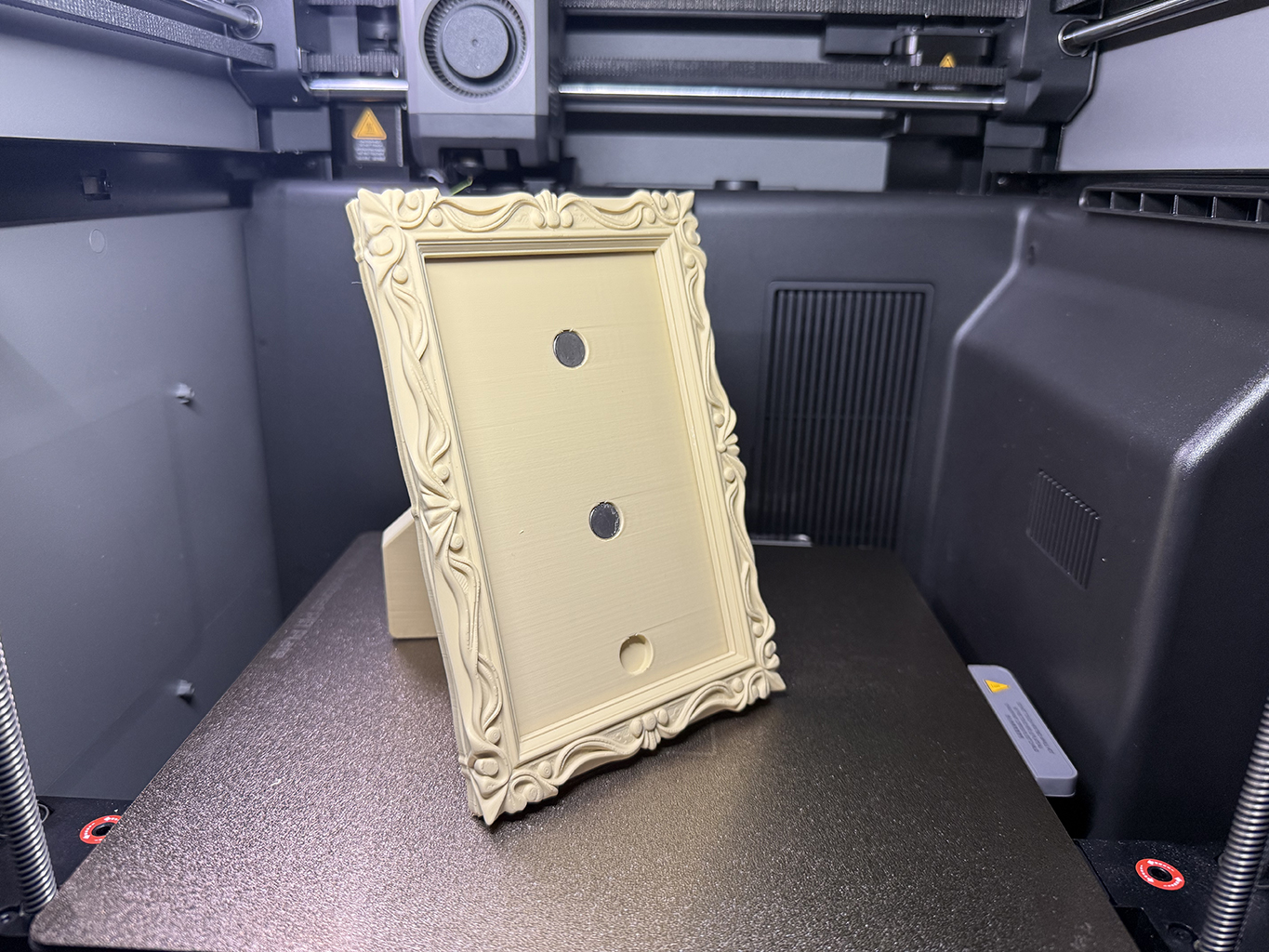 Miniatura 1 do modelo 3D 鬼灭之刃-甘露寺蜜璃立体相框