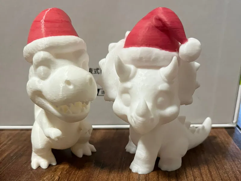 Christmas T-Rex – Festlicher Dino mit Santa-Mütze