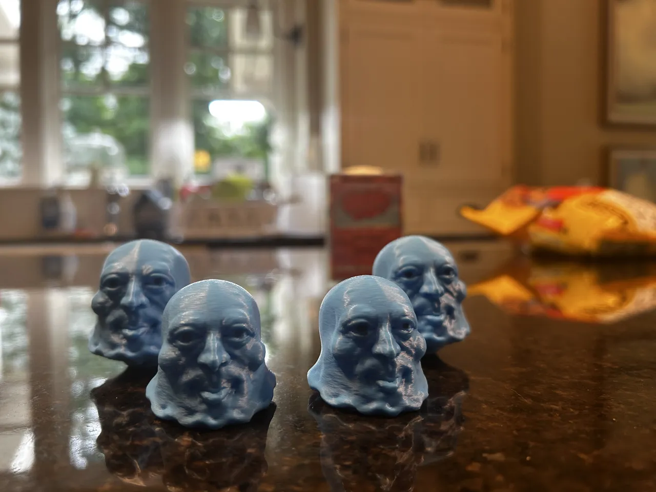 Robert, destroyer of Tuesday view 4
