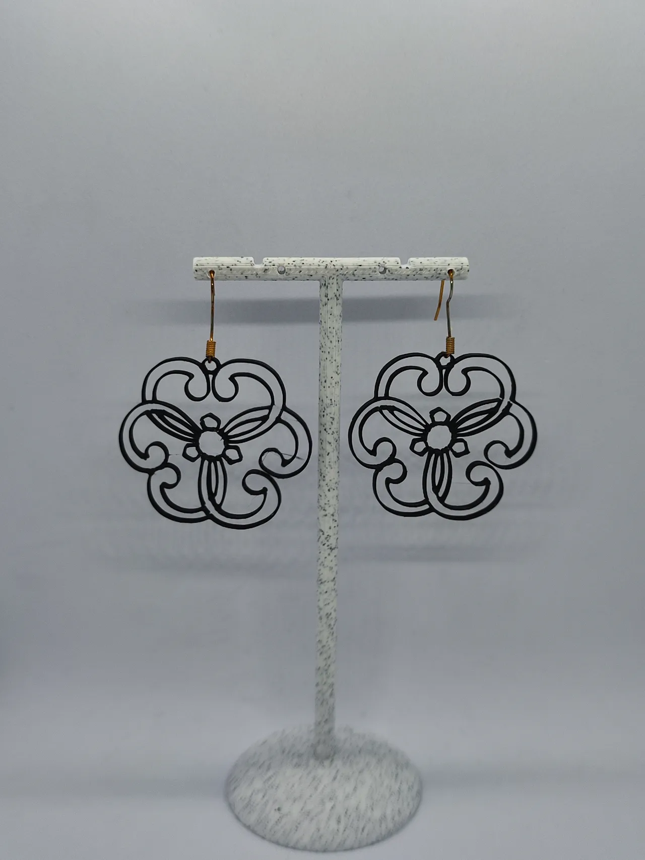 Aretes Flor de Encaje view 2
