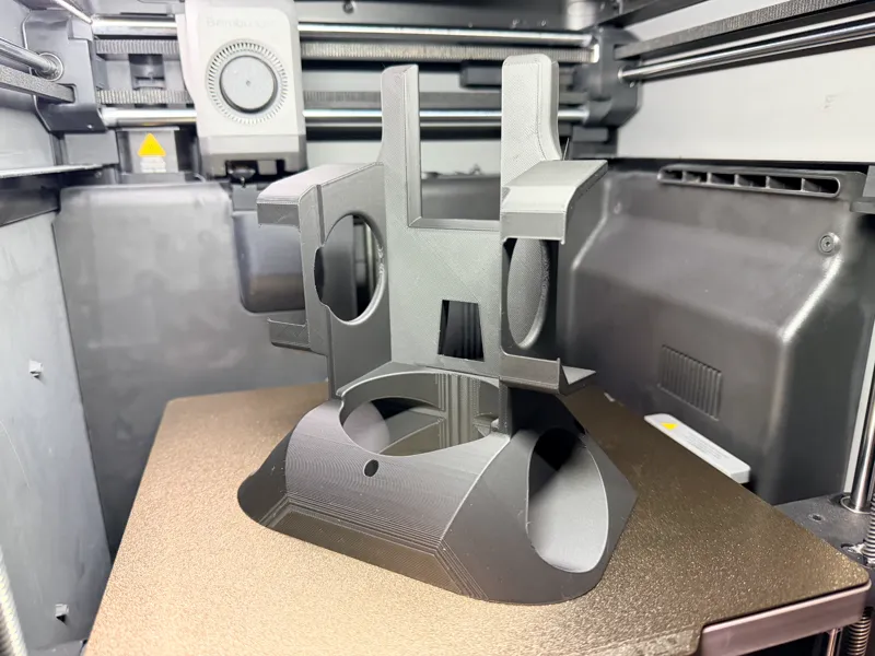 Ryobi RY18GSA wall hanger