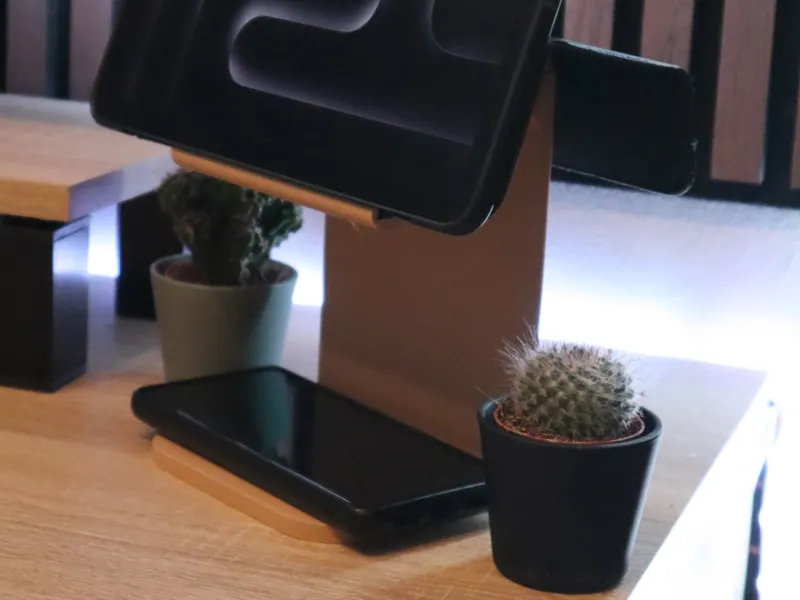 iPad Studio Ständer (Mag safe)