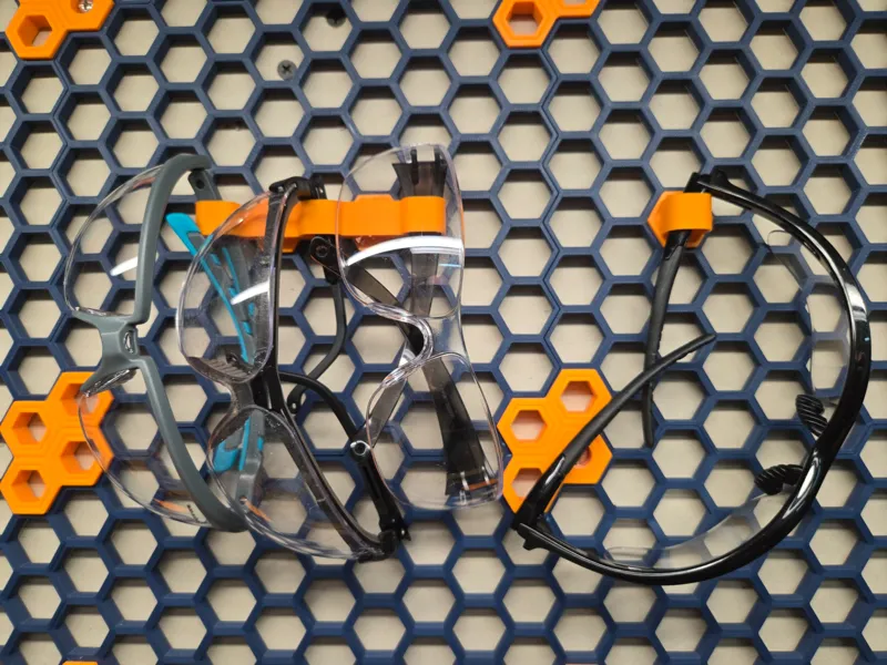 HSW Parametric Safety Glasses Hanger
