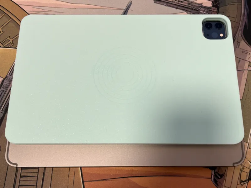 Magnetic mount for iPad Pro 11 M2
