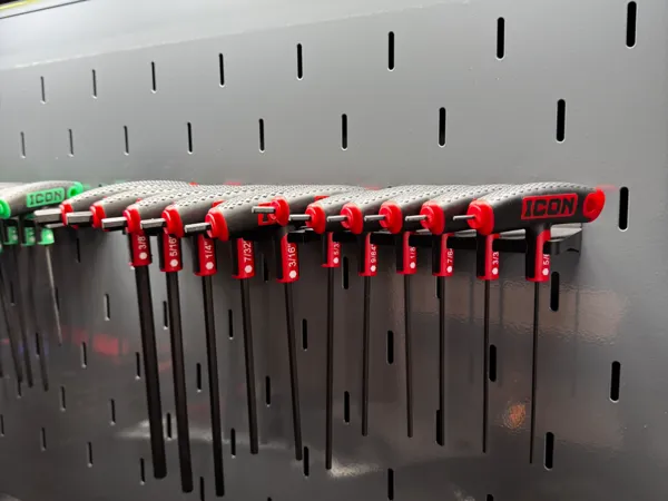 https://makerworld.bblmw.com/makerworld/model/US5473cf1f555e7/design/2025-06-05_3c13cccece054.jpg