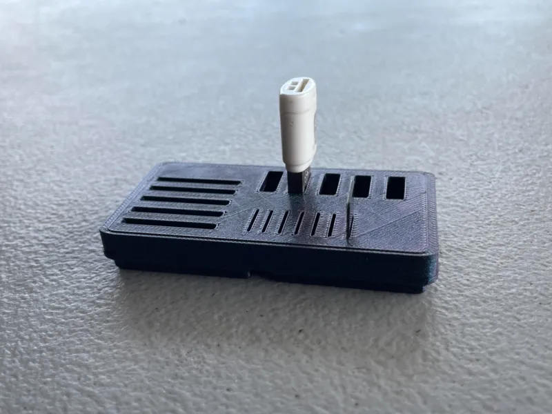 Gridfinity USB Holder --UPDATED--