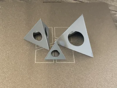 Customizable Painter's Pyramid Free to Sell